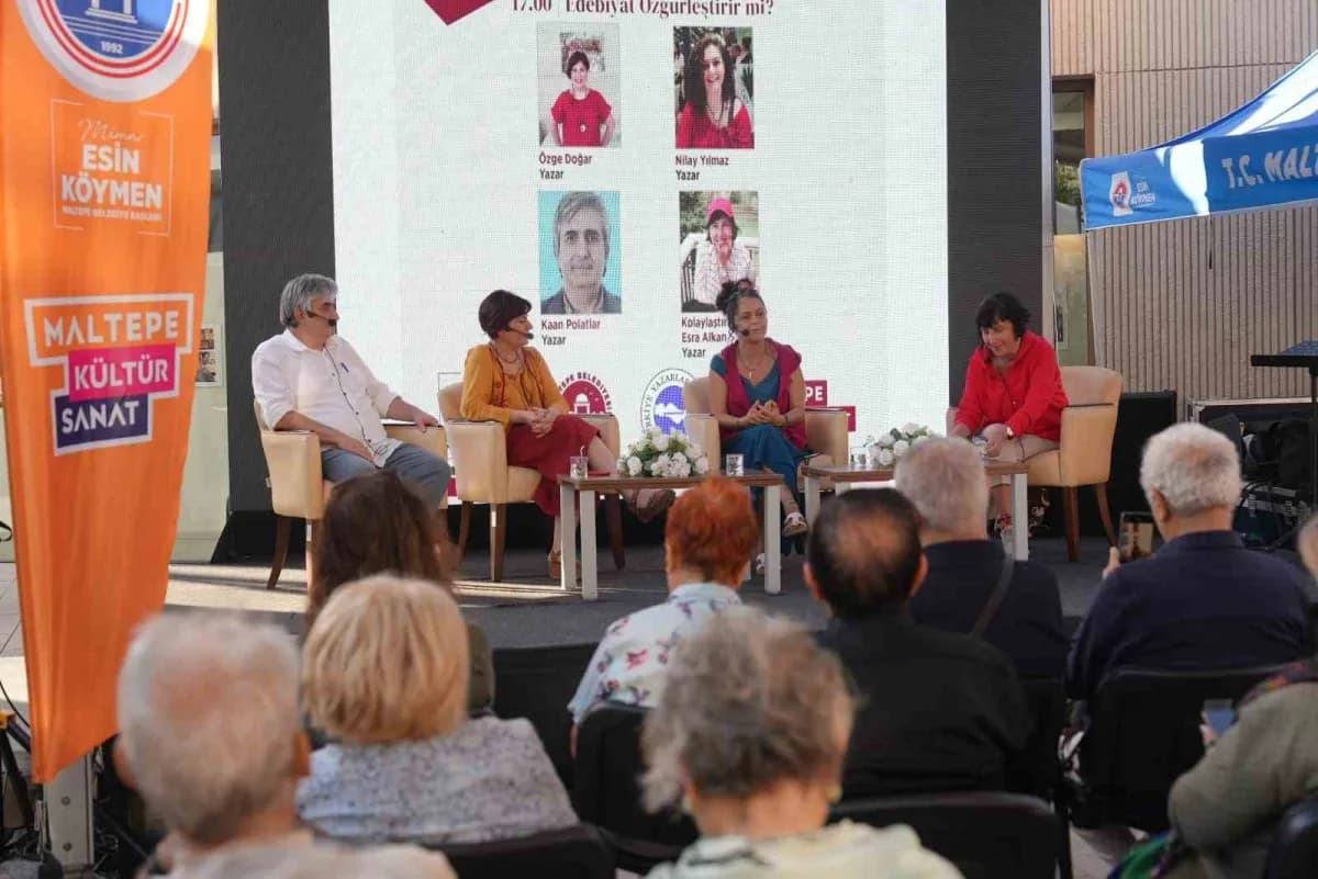 Maltepe Belediyesi tarafından bu yıl hayatını kaybeden şair Ahmet Telli’ye anısına düzenlenen "2. Maltepe Kitap Günleri"
