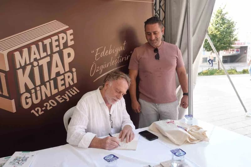 Maltepe Belediyesi tarafından bu yıl hayatını kaybeden şair Ahmet Telli’ye anısına düzenlenen "2. Maltepe Kitap Günleri"
