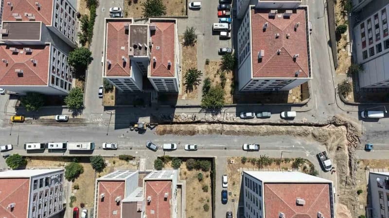 MASKİ Genel Müdürlüğü, Yunusemre ilçesine bağlı Akgedik Mahallesi TOKİ bölgesinde vatandaşların su sıkıntısı yaşamaması