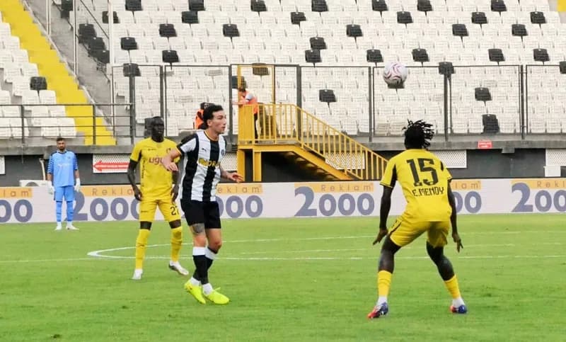 Trendyol 1. Lig'in 8. Haftasında Manisa Futbol Kulübü, sahasında İstanbulspor'u ağırladı.