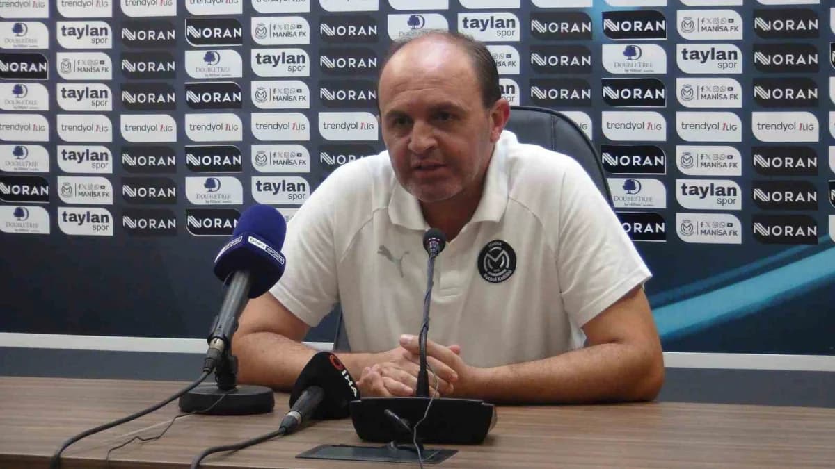 Manisa Futbol Kulübü Teknik Sorumlusu Selman Coşkun