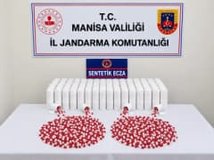 Manisa kırsalında jandarma ekipleri tarafından ele geçirilen sentetik haplar