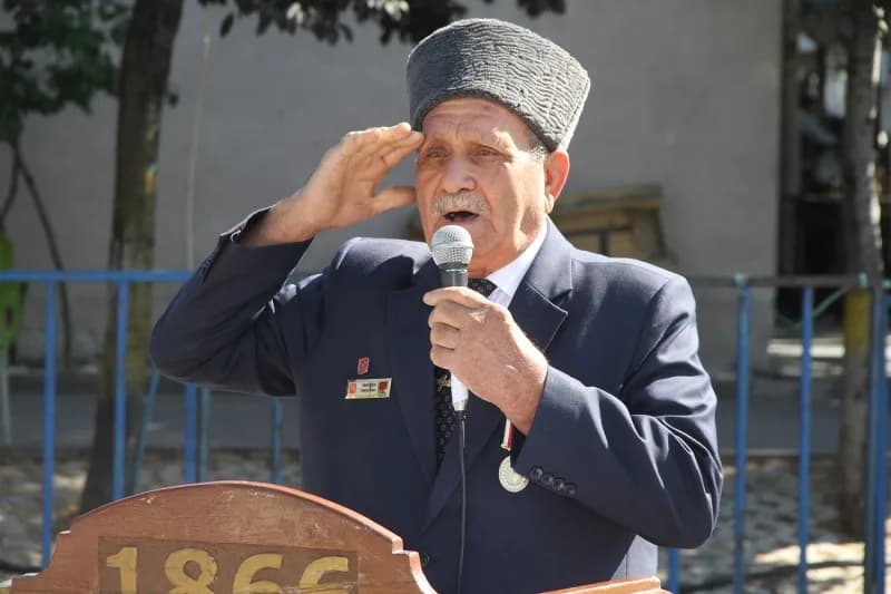 Manisa’nın Kula ilçesinde 19 Eylül Gaziler Günü dolayısıyla düzenlenen programda, Gaziler ve şehitler anıldı.