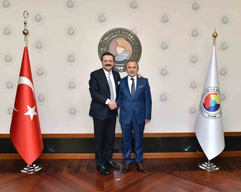 Manisa Ticaret ve Sanayi Odası seçimleri için Manisa Büyükşehir Belediyesi Fuar Merkezi binası