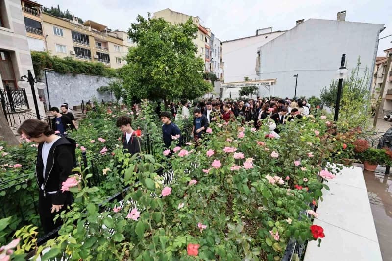 Gençlik ve Spor Bakanlığı tarafından düzenlenen "Gelin Tanış Olalım Uyum Programı" kapsamında, Manisa’daki GSB yurtların