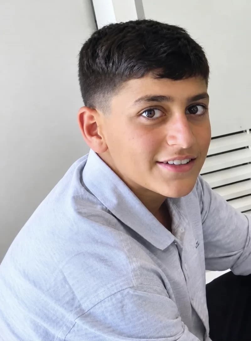 Mardin Derik ilçesinde mısır tarlasında bulunan 13 yaşındaki çocuğun ölümüyle ilgili jandarma ekipleri inceleme yapıyor