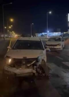 Mardin Nusaybin Otogar Kavşağı'nda iki otomobilin çarpışması sonucu meydana gelen trafik kazası