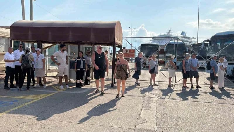 Antalya’nın Alanya ilçesine Malta bandıralı 264 metre uzunluğundaki marella Discovery isimli kruvaziyer gemisi geldi. Ge