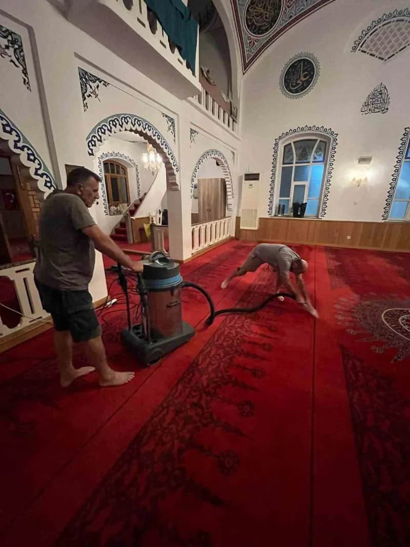 Marmara Adaları’nda camiler kış sezonuna hazırlanıyor