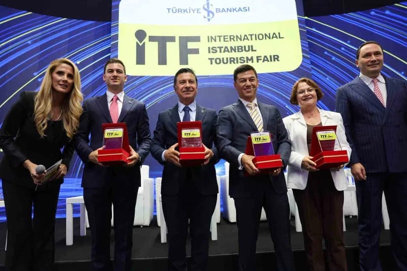 Marmaris Belediye Başkanı Acar Ünlü, ıtf 2026 kapsamında düzenlenen Muğla Destinasyon Oturumu’nda sürdürülebilir turizm