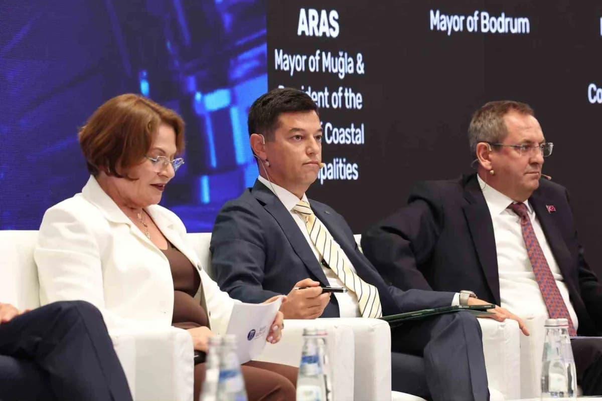 Marmaris Belediye Başkanı Acar Ünlü, ıtf 2026 kapsamında düzenlenen Muğla Destinasyon Oturumu’nda sürdürülebilir turizm