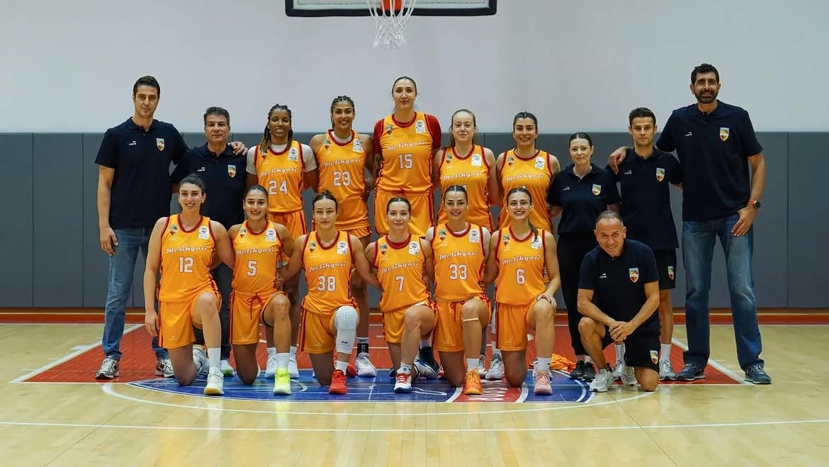 Melikgazi Kayseri Basketbol takımı antrenmanda Beşiktaş maçı hazırlıklarını sürdürüyor
