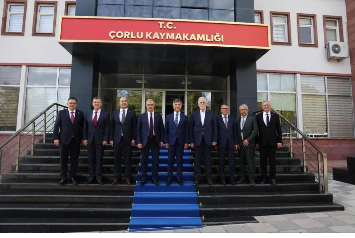 Van Organize Sanayi Bölgesi (OSB) Yönetim Kurulu Başkanı Memet Aslan, Trakya’dan Doğu Anadolu’ya kadar tüm bölgelerin ka