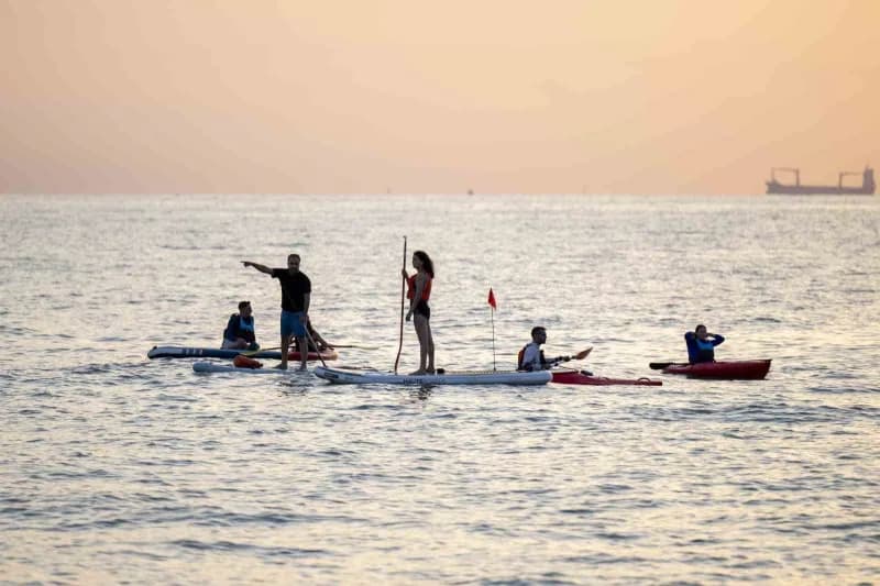 Mersin Büyükşehir Belediyesi, Avrupa Hareketlilik Haftası kapsamında Babil Su Sporları merkezi’nde Kano ve SUP Board etk