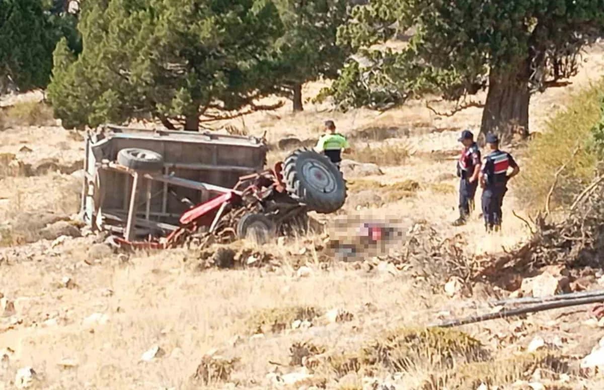 Mersin’in Mut ilçesinde iki traktörün çarpıştığı kazada ölü sayısı 2'ye yükseldi. (Arşiv)