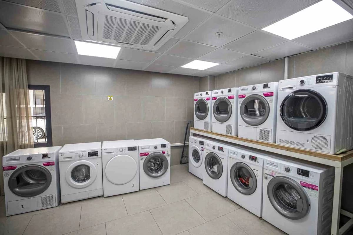 Mersin'de üniversite öğrencilerine yönelik toplam 240 kişi kapasiteli yurtlarda aylık 3 bin 120 liraya konaklama imkanı