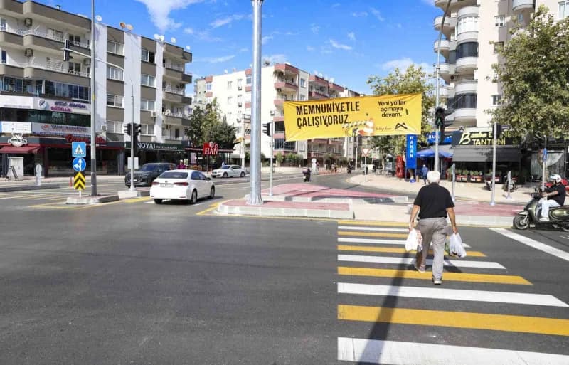 Mersin Büyükşehir Belediyesi tarafından Yenişehir ilçesindeki Güleryüz Kavşağı’nda gerçekleştirilen düzenlemeyle Trafik