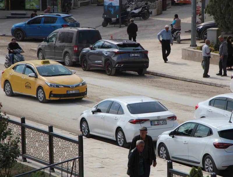 Koruyucu maskeler en son korona virüs salgını döneminde dağıtılmıştı. İlçede solunum hastalıklarının artmasından endişe