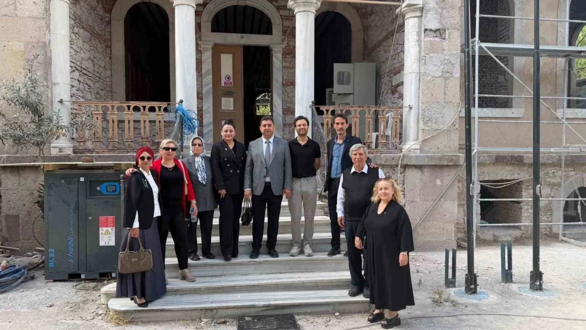 MHP Bandırma teşkilatından tarihi yapının restorasyon projesine ziyaret