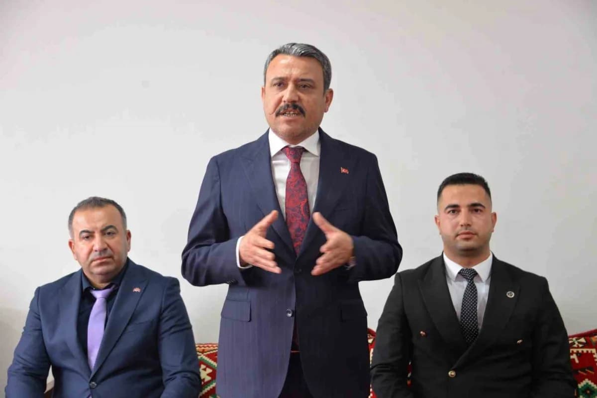 Milliyetçi Hareket Partisi (MHP) Diyarbakır İl Başkanı Hasan Özcoşkun, başkanlığa seçildikten sonra sahalara indi. Gençl
