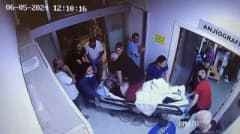 Mersin’de mide balonu operasyonu yapılan hastane binası ve sağlık çalışanları