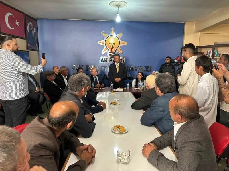 AK Parti Van Milletvekili Kayhan Türkmenoğlu, "Türkiye Yüzyılı için Hep yeni, Hep ileri" programları kapsamında Erzurum’