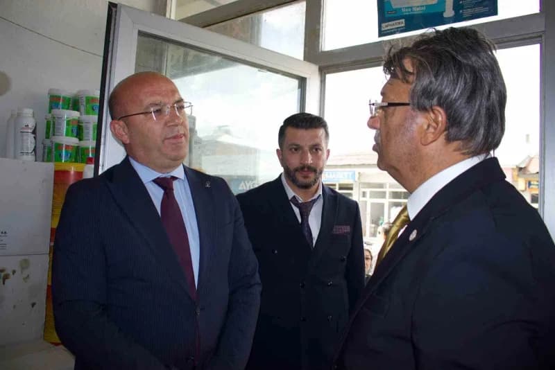AK Parti Van Milletvekili Kayhan Türkmenoğlu, "Türkiye Yüzyılı için Hep yeni, Hep ileri" programları kapsamında Erzurum’