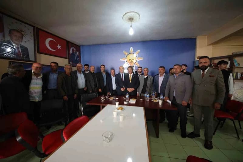 AK Parti Van Milletvekili Kayhan Türkmenoğlu, "Türkiye Yüzyılı için Hep yeni, Hep ileri" programları kapsamında Erzurum’