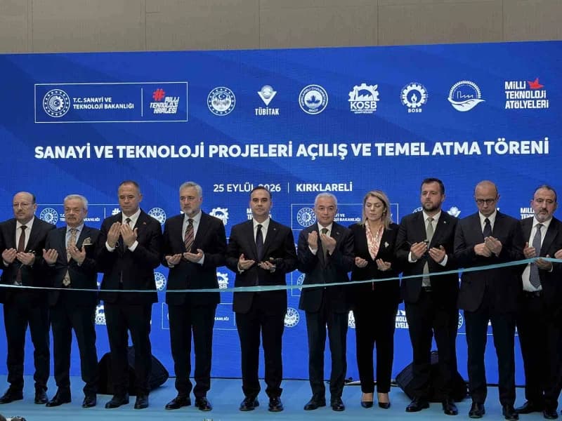 Kırklareli’nde düzenlenen Sanayi ve Teknoloji Projeleri Açılış ve Temel Atma Töreni’ne katılan Sanayi ve Teknoloji Bakan