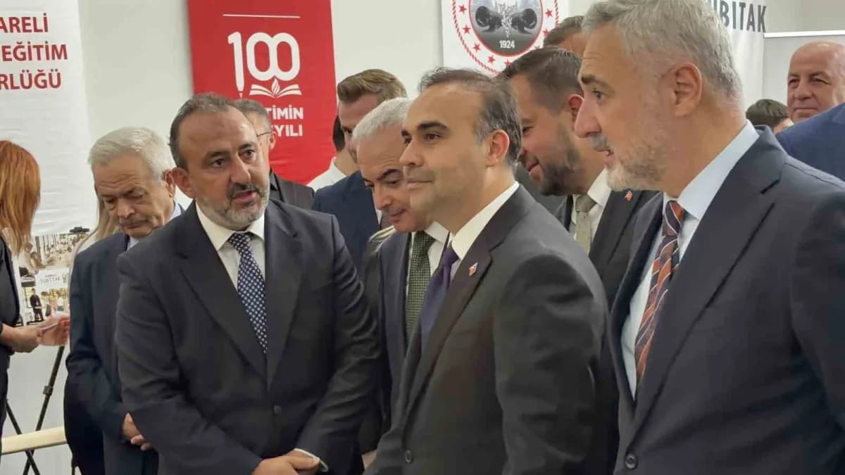 Kırklareli’nde düzenlenen Sanayi ve Teknoloji Projeleri Açılış ve Temel Atma Töreni’ne katılan Sanayi ve Teknoloji Bakan