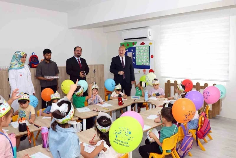Adıyaman'da 4-6 yaş grubu minik öğrencilerin Kur’an kursu eğitiminden görüntü