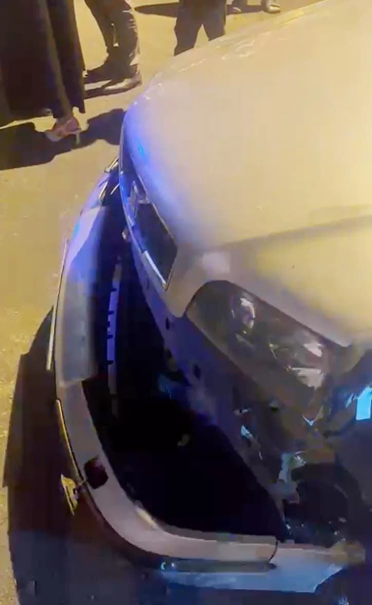 Aksaray’da motosikletin otomobile çarpması sonucu meydana gelen trafik kazasında motosiklet sürücüsü yaralanarak hastane
