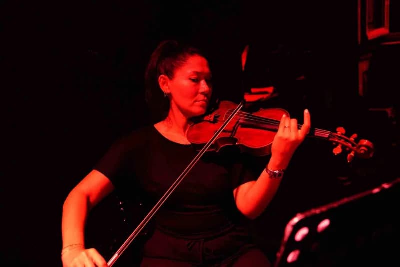 Klasik müziğin en önemli bestecilerinden Wolfgang Amadeus Mozart, yüzyıllar sonra İstanbul'da farklı bir Sahne deneyimiy