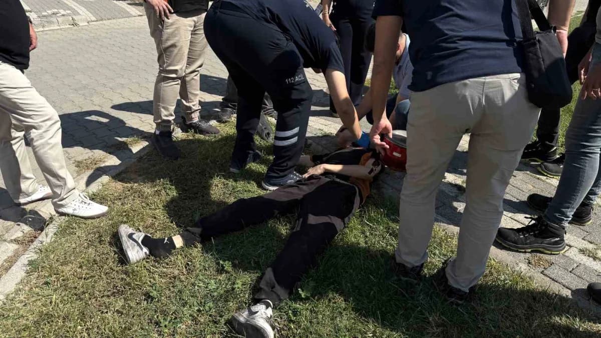 Muğla’nın Menteşe ilçesinde u.ö. İsimli genç motosiklet sürücüsü, önünde sola dönüş yapmak isteyen otomobile arkadan çar
