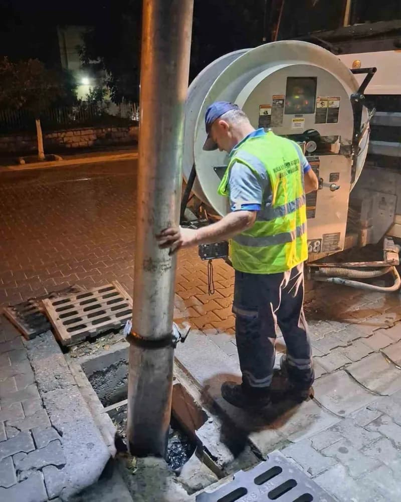 Muğla Büyükşehir Belediyesi Su ve Kanalizasyon İdaresi (MUSKİ) ekipleri yaklaşan kış mevsimi nedeniyle muhtemel yağışlar