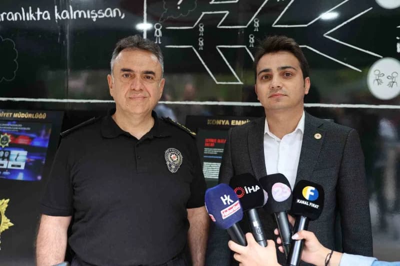 Türkiye'nin 81 ilini gezerek gençlere, ailelere ve eğitimcilere ulaşmayı hedefleyen modern Eğitim tırının Elazığ'daki aç