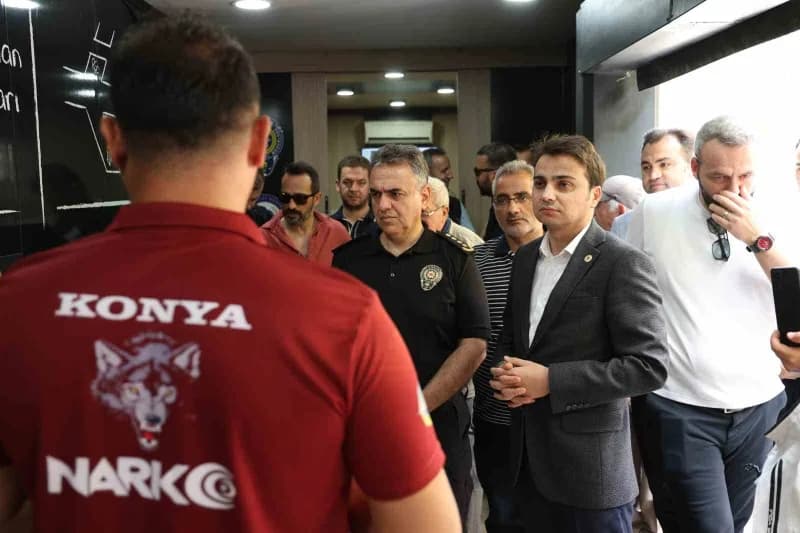 Elazığ’a ilk kez gelen NARKO TIR, vatandaşların yoğun ilgisiyle buluşarak uyuşturucuyla Mücadele eğitimlerine başladı