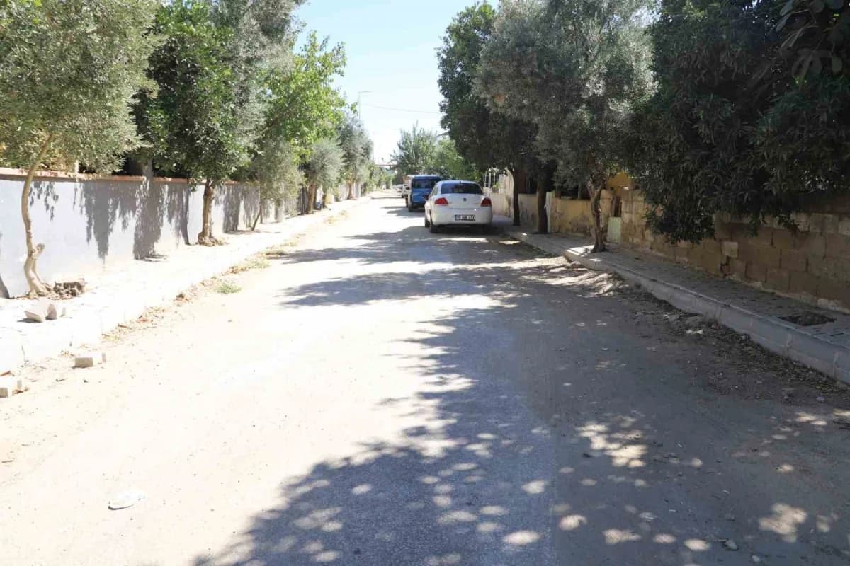Nazilli Belediyesi, Çapahasan Mahallesi’nde uzun süredir yenilenmesi beklenen 873, 875, 877, 879 ve 881 Sokaklar için yo