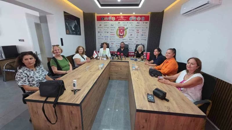 Nazilli Kent Konseyi Kadın Meclisi Başkanı Mücella Horosan ve yönetim kurulu üyeleri Nazilli Gazeteciler Cemiyeti’ni ziy