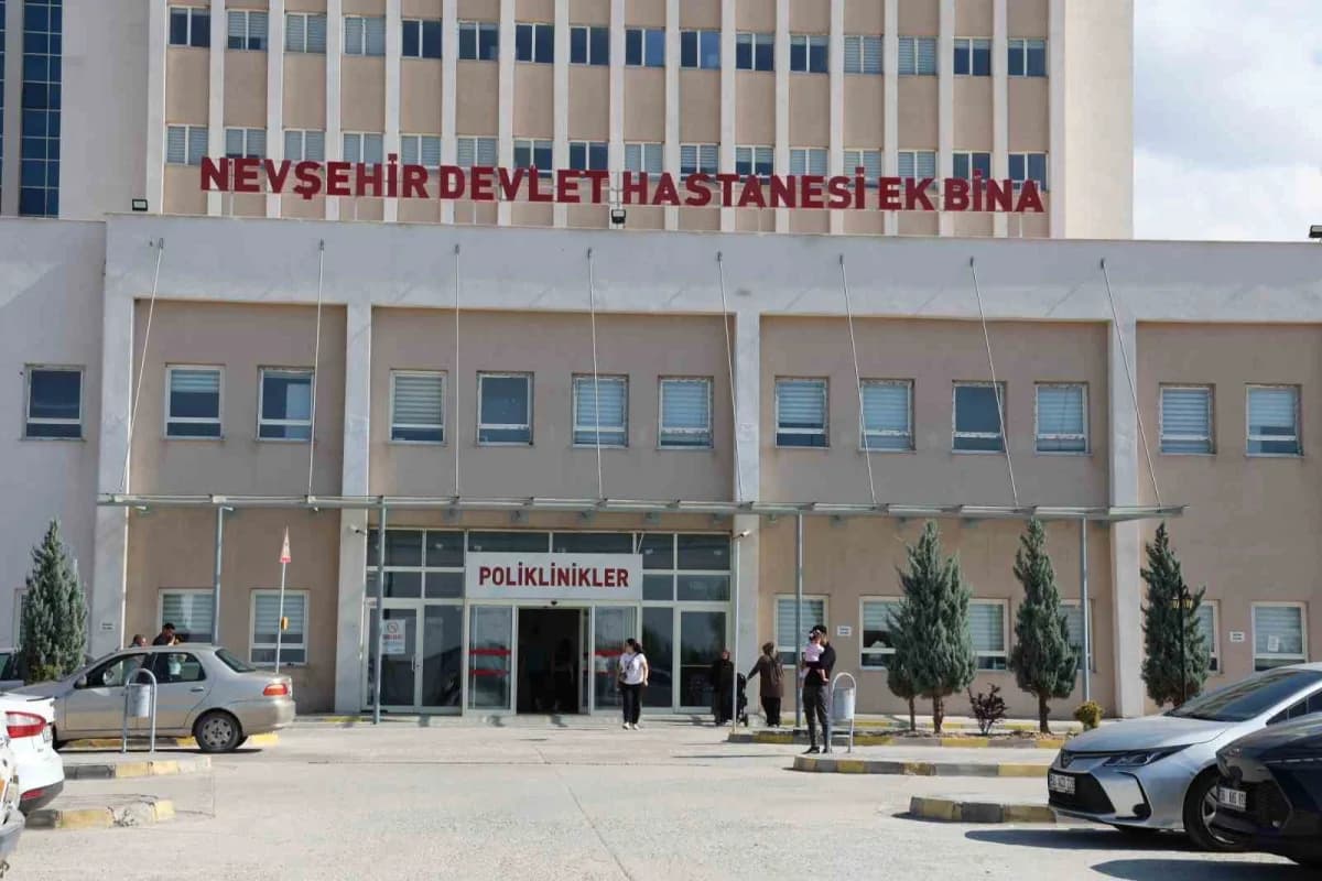 Nevşehir Devlet Hastanesi önünde kadın doğum doktoru hakkında soruşturma