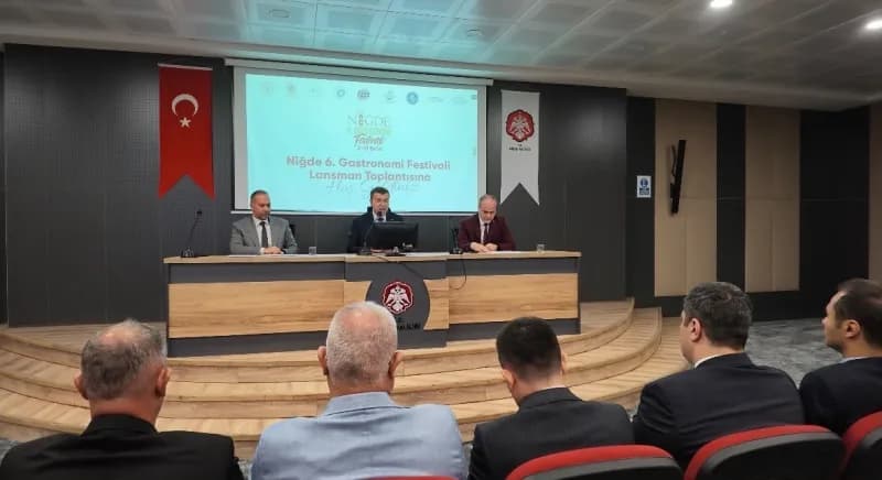 Niğde’de 2-11 Ekim 2026 tarihleri arasında düzenlenecek 6. Niğde Gastronomi Festivali’nin lansman toplantısı yapıldı.