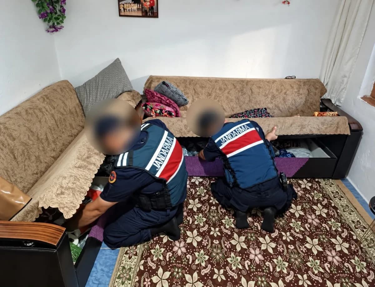 Niğde merkezli 4 ilde yasa dışı bahis soruşturması kapsamında düzenlenen eş zamanlı operasyonda gözaltına alınan şüpheli