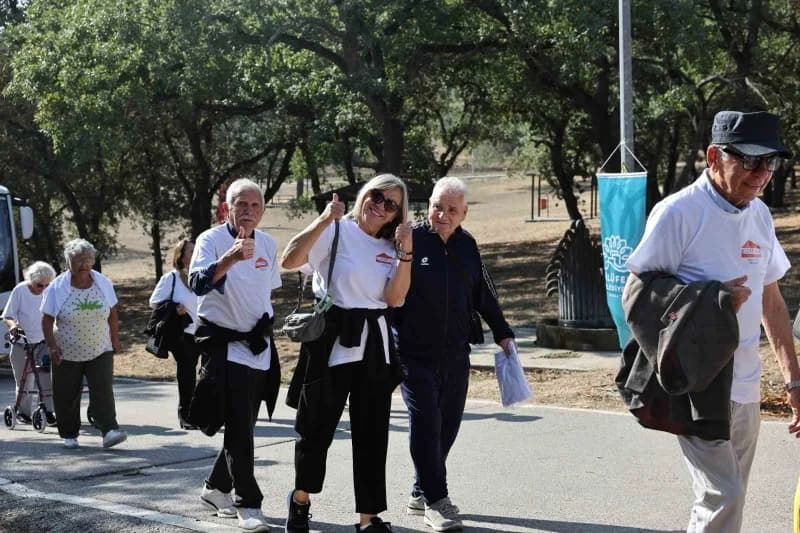 Nilüfer Belediyesi, Dünya Alzheimer Ayı etkinlikleri kapsamında toplumsal farkındalık oluşturmak ve hastalıktan korunmad