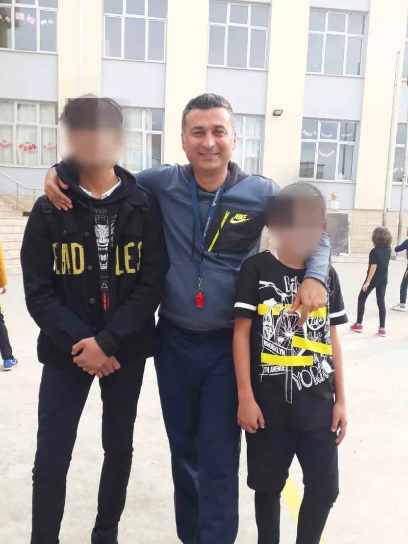14 ay hapis yattıktan 8 yıl sonra beraat eden öğretmen görevine dönmeyi bekliyor