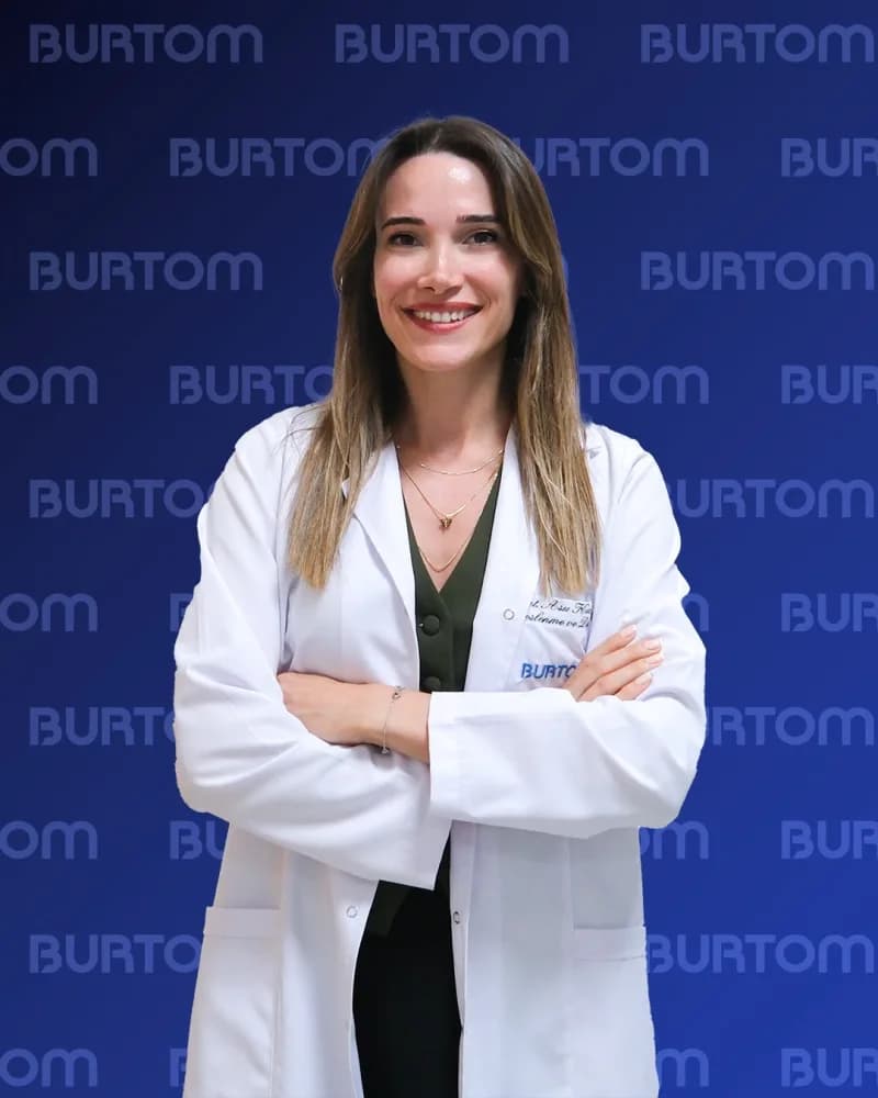 Çocuklar için sağlıklı ve dengeli beslenme önerileri içeren bir okul ortamı