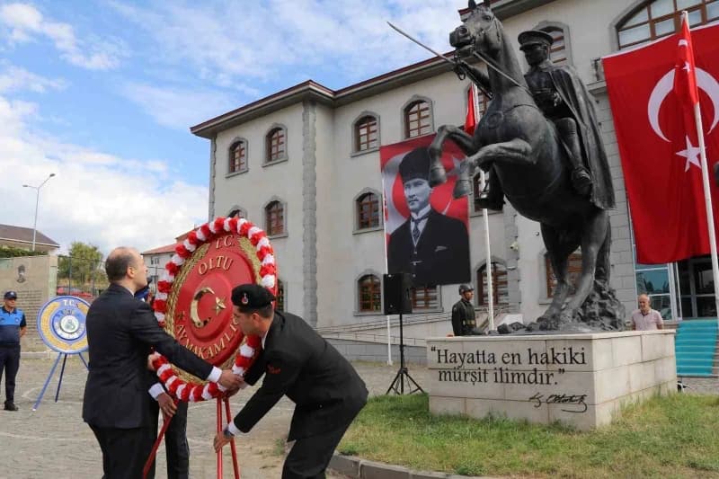 Erzurum’un Oltu ilçesinde, 19 Eylül Gaziler Günü düzenlenen resmi tören ve programlarla kutlandı.