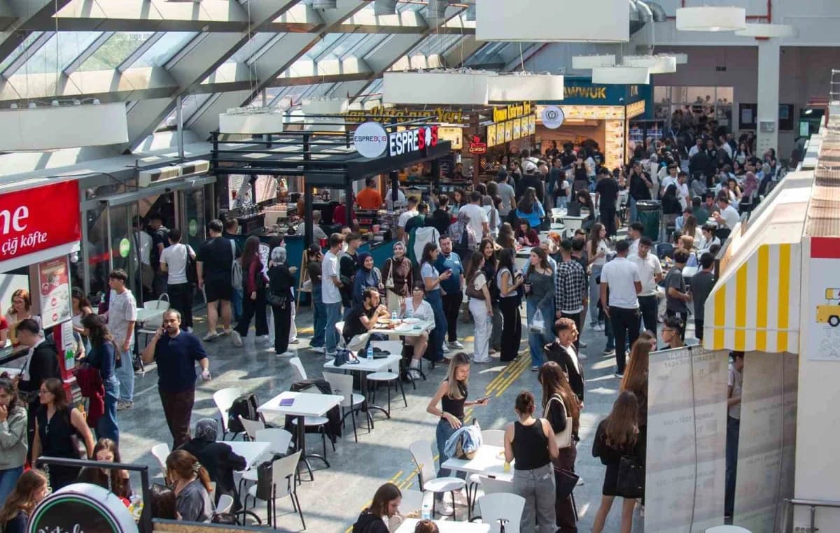 Ondokuz Mayıs Üniversitesinde (OMÜ) 2026-2027 akademik yılının başlamasıyla kampüsler yeniden hareketlendi. Türkiye'nin