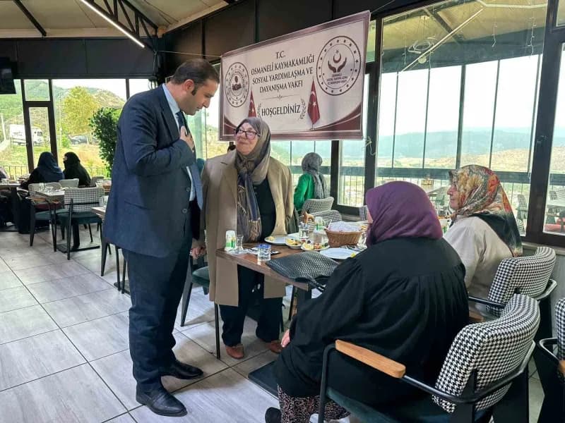 Osmaneli’nde 19 Eylül Gaziler Günü dolayısıyla çeşitli programlar düzenlendi.