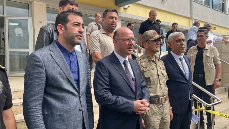 Osmaniye Valisi Mehmet Fatih Serdengeçti, yeğeni tarafından silahlı saldırıya uğrayan öğretmenin hayatını kaybettiğini b