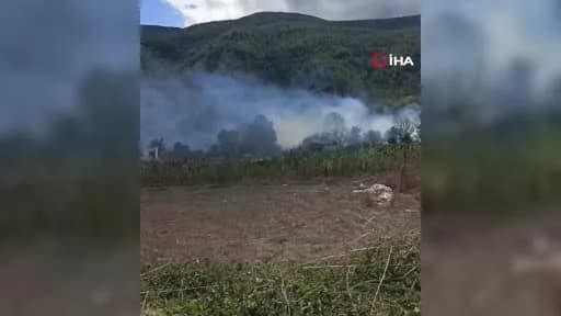 Karabük Safranbolu'da ot yangını sonrası itfaiye ekiplerinin müdahalesi